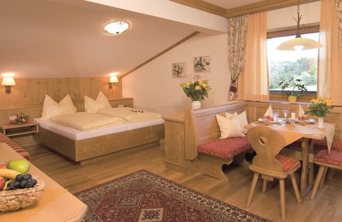 Kramsach Apartment | Appartement Seehof Top 10 - Camping & Appartements Seehof