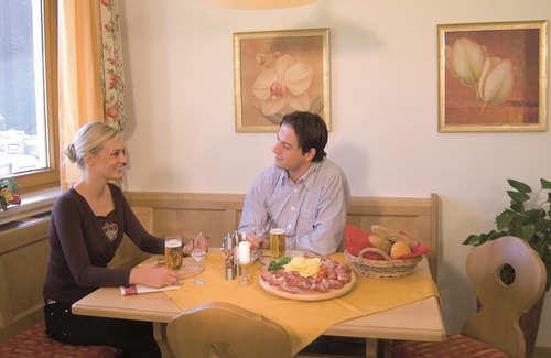 Kramsach Apartment | Appartement Seehof Top 6 - Camping & Appartements Seehof