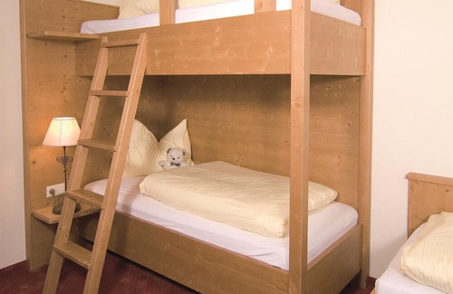 Kramsach Apartment | Appartement Seehof Top 8 - Camping & Appartements Seehof