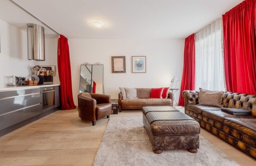 Les Eaux-Vives Apartment | Appartement Spacieux à 15 Minutes du jet D'eau