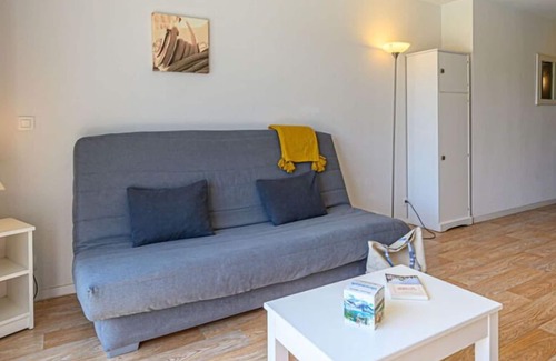 Plescop Condo | Appartement spacieux | Accès piscine