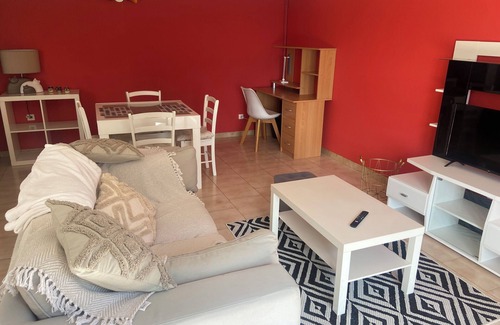 Denat Apartment | Appartement Spacieux au Calme ,15mn D'albi