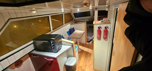 Le Barcares Boat Rental | Appartement sur l'eau tout confort