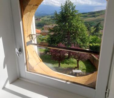 Theize House | Appartement Theizé - Les meublés des Pierres Dorées