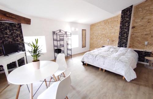 Theize House | Appartement Theizé - Les meublés des Pierres Dorées