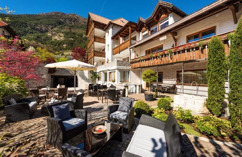Vezzano Apartment | Appartements Fux