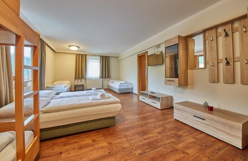 Wiesern Apartment | Appartements Julia by HolidayFlats24