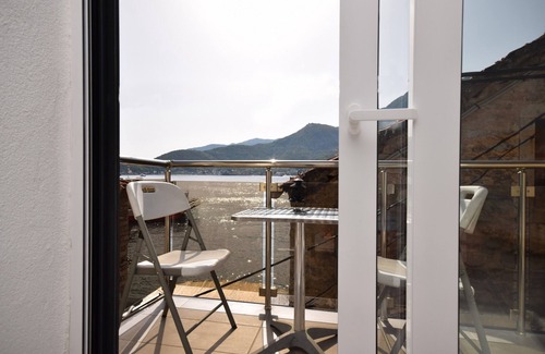 Lepetane Apartment | Appartment By The Sea