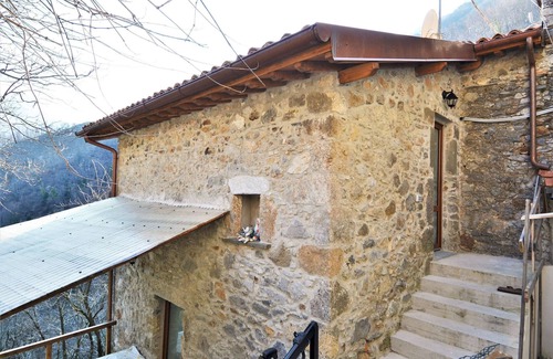 Fornovolasco House | Appealing holiday home in Fornovolasco in a quiet location