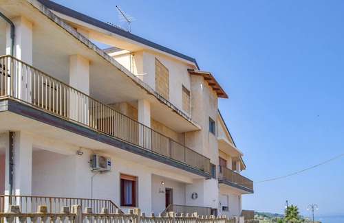 Briatico Apartment | Appealing vacation apartment for a relaxing vacation.