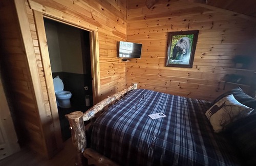 Krakow Cabin | Apple Creek Whitetails Lodge