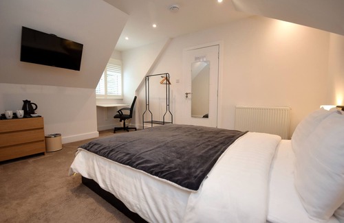 Tadley Bed & Breakfast | Apple Tree Place B&B