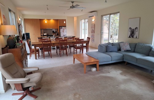 Newham Other | Applegarth - Hanging Rock Views, Near Wineries, Rural 3BR Stay!