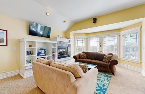 Newport House | Applegate House