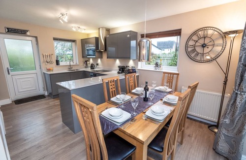 Portinscale Cottage | Appletree - a house that sleeps 6 guests in 3 bedrooms