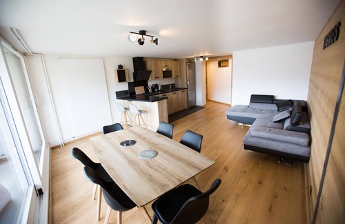 Tignes le Lac Apartment | APPT, CENTER STATION, TIGNES LAKE, at the foot of the slopes 6 pers