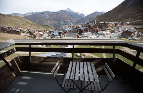 Tignes le Lac Apartment | APPT, CENTER STATION, TIGNES LAKE, at the foot of the slopes 6 pers