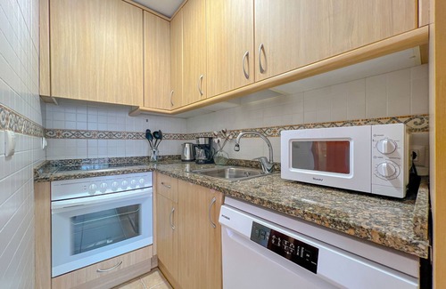 Blanes Apartment | Apt. 2 pax 200 m from the beach, free wifi - Blanes. Vivalidays Angels.