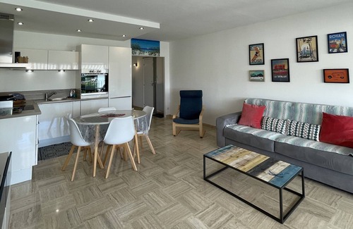 Pontaillac Apartment | Apt 4 pers, sea view, walking distance to beach.