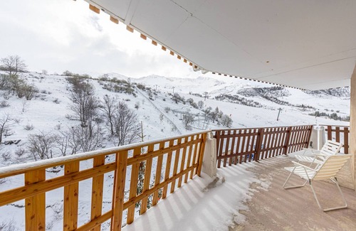 Montgellafrey Apartment | Apt 6 pers, 2 bdr, south balcony, near slopes
