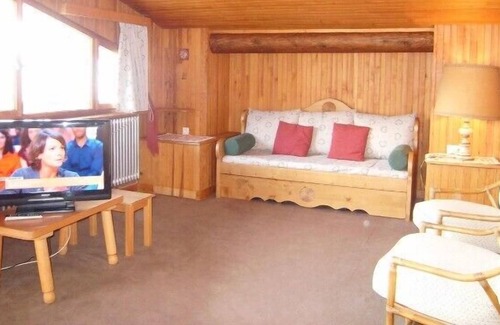 Cohennoz Apartment | Apt 6 pers. 70 sqm village center of Cernix. Exceptional view. At the foot of the ski slopes
