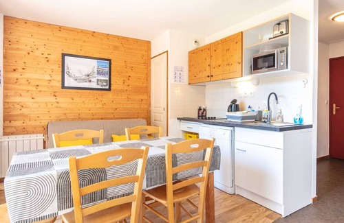 Chamrousse Apartment | Apt 6 ppl with spacious terrace
