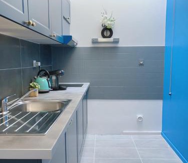 Fontenay-le-Comte Apartment | Apt 67m2 hyper centre: 2 chambres, cuisine TV wifi