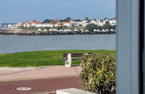 Pontaillac Apartment | Apt classé 3*, 4 pers, vue mer, box, terrasse privative, Pontaillac