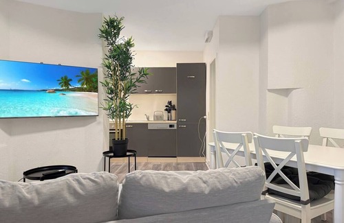 Karlshohe Apartment | Apt für 10 nahe Marienplatz
