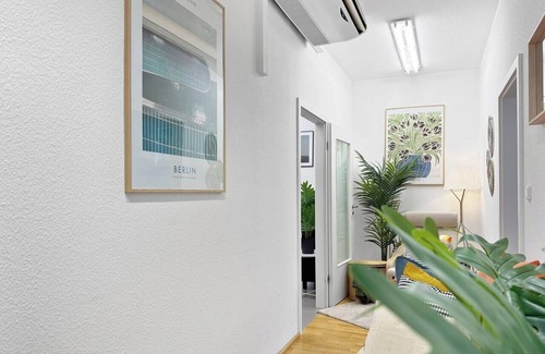 Rathaus Apartment | Apt for 9, walk to Schlossplatz, Zentrales Apt für 9 Pers nahe Schlossplatz