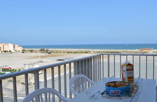 Saint-Pierre-la-Mer Apartment | Apt 1BR, 200m from beach, private parking, pets allowed - Saint Pierre la Mer