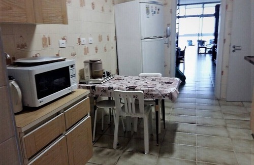 Centro Apartment | Apt. Guarujá, Pitangueiras Beach Front, Foot on the Sand, Very Central! !