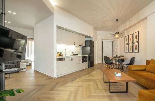 Monastiraki Apartment | Apt in Monastiraki with balcony and Acropolis view