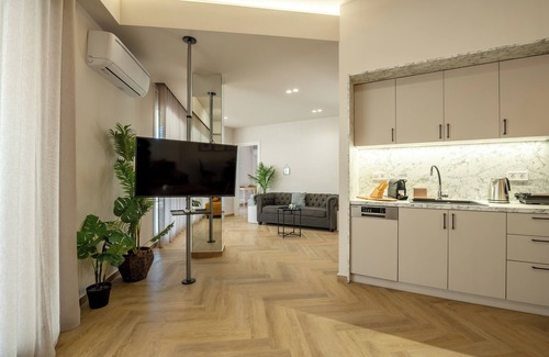 Monastiraki Apartment | Apt in Monastiraki with balcony and Acropolis view