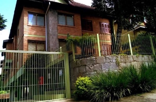 Gramado Apartment | Apt in the heart of the center of cozy Lawn with heating, WIFI and NETFLIX