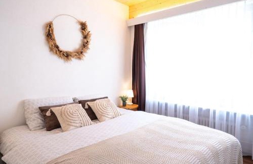 Minusio Apartment | Apt Marlis 180 lake view Swimming Pool and Parking