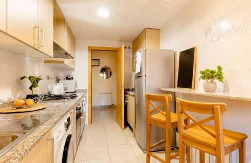 Sant Adria de Besos Apartment | Apt.p/5 15min from Barcelona and Beaches W/Terrace