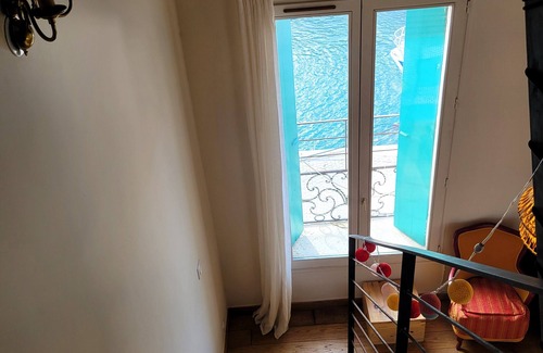 Sete Apartment | Apt T2 au 2ème Étage, Avec une vue Magnifique sur le Canal et le Mont St Clair