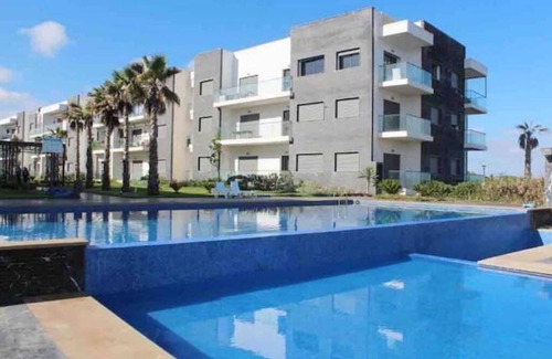 Soualem Trifiya Condo | Apt Tamaris/Sidi Rahal sea view, feet in the water
