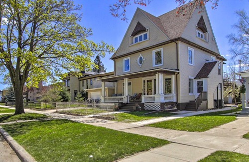 Sheboygan Apartment | Apt with Shared Gas Grill, 2 Blocks to Dtwn!