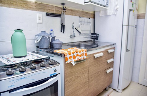 Gonzaga Apartment | Apto beira-mar c ar-condicionado e boa localização