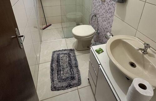 Osvaldo Rezende Apartment | Apto Lindo, com 5 Camas e Suporta 8 Pessoas, Próx. Centro, Shopping, Aeroporto