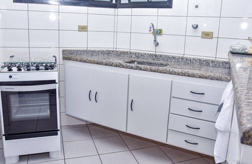 Vila Alzira Apartment | Apto c piscina e acesso exclusivo à praia, Guarujá