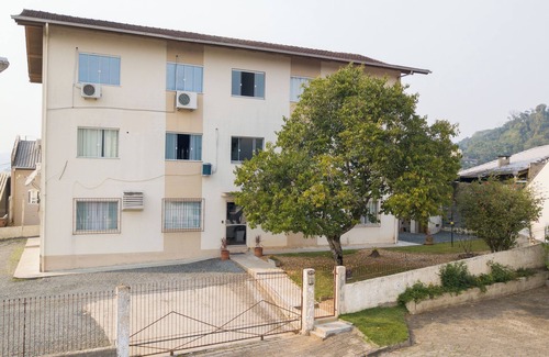 Agua Verde Apartment | Apto p/6 hóspedes 10 min da Vila Germânica QC6003