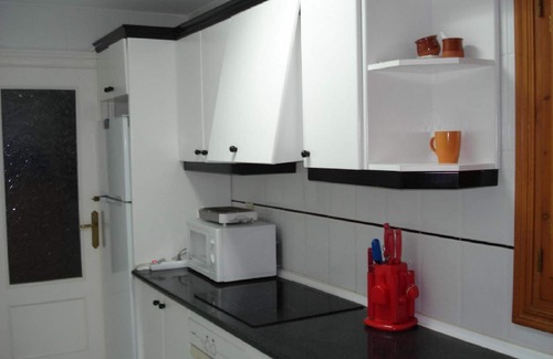 Calabardina Apartment | APTO, WIFI in ACANTILADO 'VIEW TO THE SEA'. PARKING