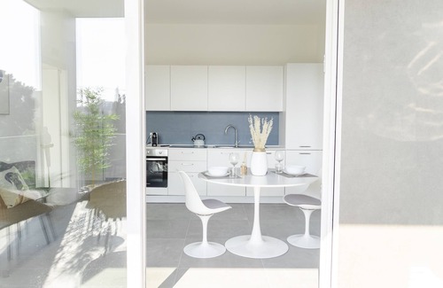 Municipio 2 Apartment | [ApuliaLux] Exclusive City view/Jacuzzi + private parking