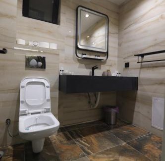 Sumadija Hotel | Aqua Raj ND
