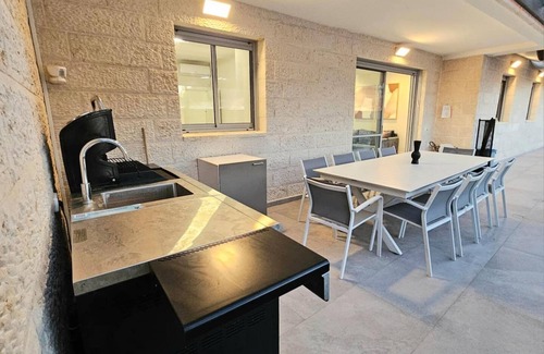 Beit Shemesh Apartment | Aqua suite with private pool