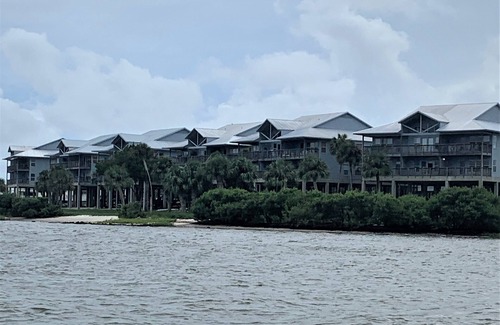 Cedar Key Condo | Aqua Vista - Gulf Front Condo with Birds Eye Views