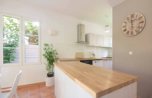 Maho House | Aquamarine, 2 bedroom beach house and private pool!
